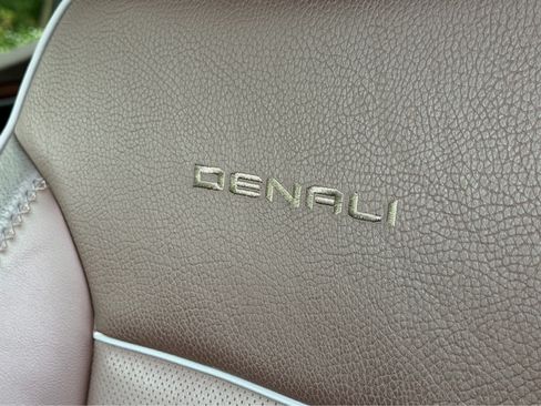 Used 2024 GMC Sierra 1500 Denali w/ Denali Reserve Package AWD/4WD image 14