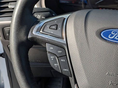 Used 2024 Ford Edge SEL image 19