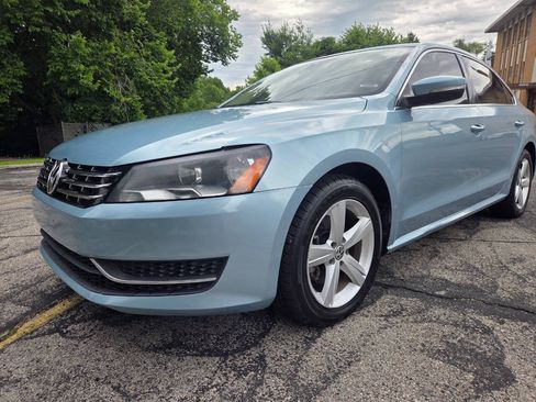 Used 2013 Volkswagen Passat TDI SE FWD image 2