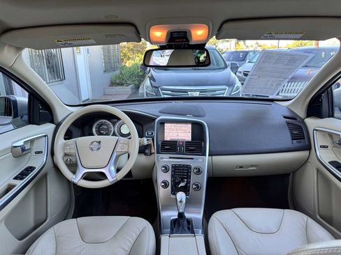Used 2013 Volvo XC60 T6 AWD/4WD image 30