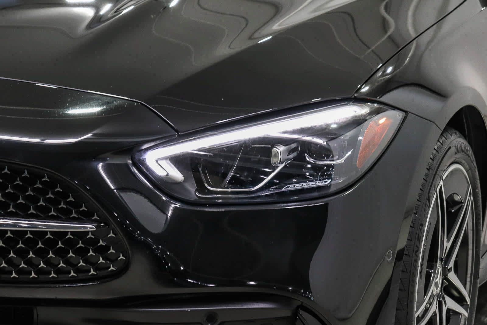Used 2024 Mercedes-Benz C 300 Sedan image 7