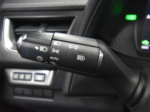 Used 2019 Lexus UX 250h image 12