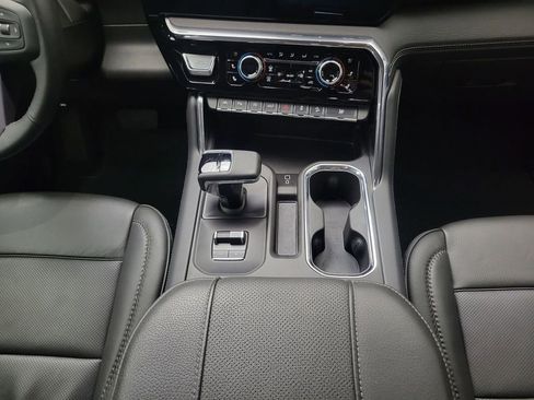 Used 2024 GMC Sierra 1500 Denali w/ Technology Package image 23