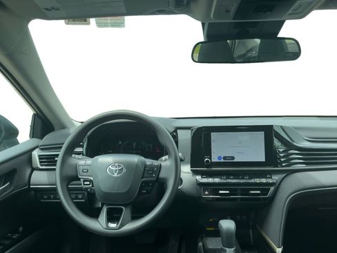 Used 2026 Toyota Camry LE FWD image 10
