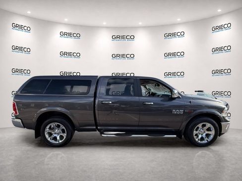 Used 2018 RAM 1500 Laramie w/ Convenience Group AWD/4WD image 8
