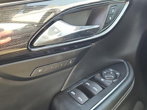 Used 2023 Buick Envision Essence FWD image 22