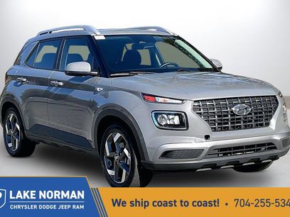 Used 2023 Hyundai Venue SEL w/ Cargo Package