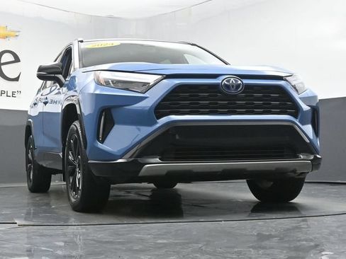 Used 2024 Toyota RAV4 XSE w/ Weather Package AWD/4WD image 3