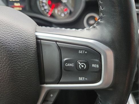 Used 2023 RAM 1500 Big Horn AWD/4WD image 18