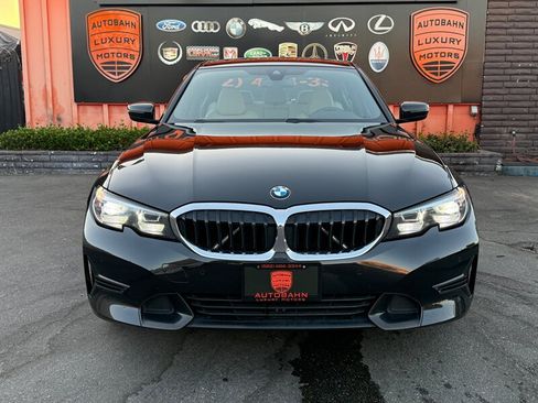 Used 2020 BMW 330i Sedan w/ Driving Assistance Package RWD image 2