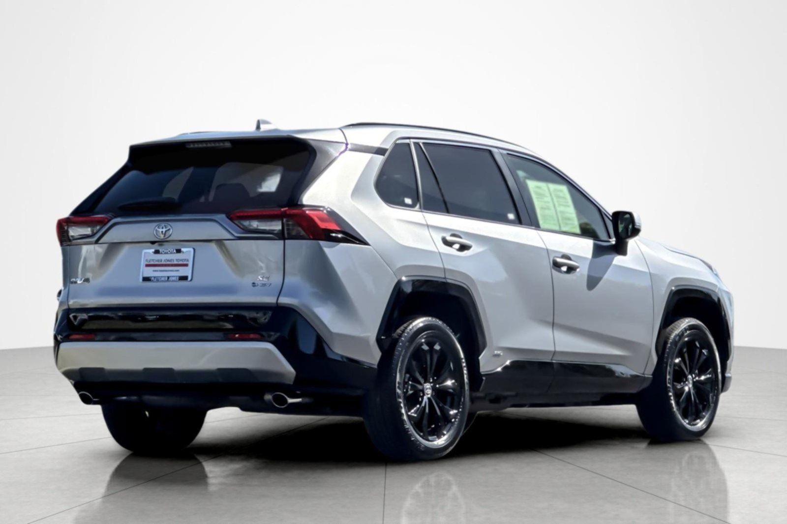 Certified 2025 Toyota RAV4 SE w/ Convenience Package AWD/4WD image 5