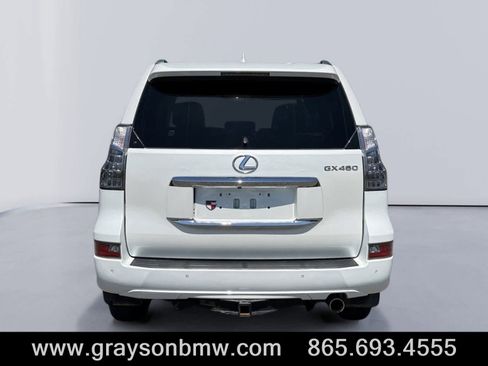 Used 2018 Lexus GX 460 Premium w/ Premium Package image 4