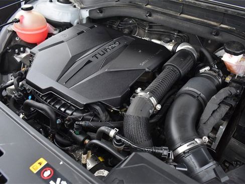 Certified 2022 Kia Sorento SX Prestige w/ Rust Color Package image 41