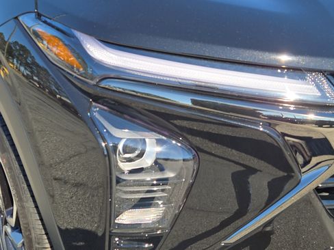 New 2026 Chevrolet Trax RS w/ Driver Confidence Package image 17