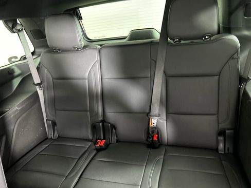 Used 2025 Chevrolet Tahoe LT image 21