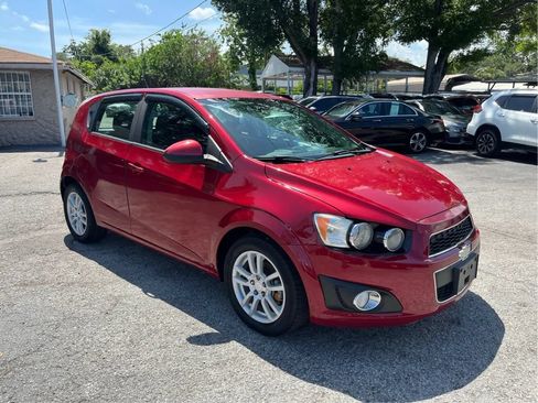 Used 2013 Chevrolet Sonic LT w/ Wheels and Fog Lamp Package FWD image 3