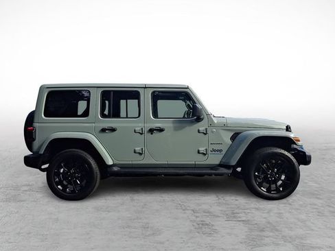 Used 2024 Jeep Wrangler Unlimited Sahara AWD/4WD image 7