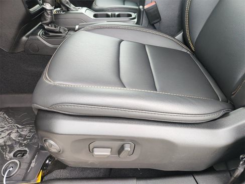 New 2026 Jeep Gladiator Sport image 17