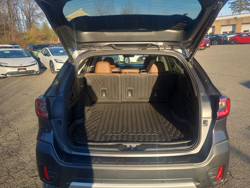 Used 2022 Subaru Outback Touring image 32