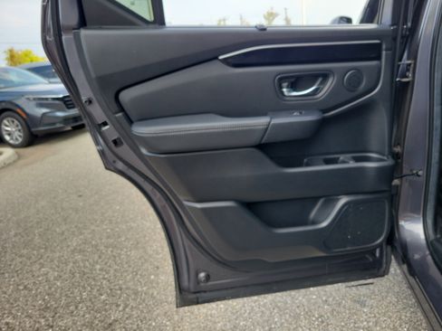 Used 2024 Honda Pilot EX-L image 14
