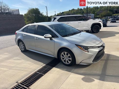 Used 2024 Toyota Corolla LE FWD image 1
