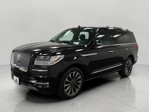 Used 2019 Lincoln Navigator Select AWD/4WD image 11