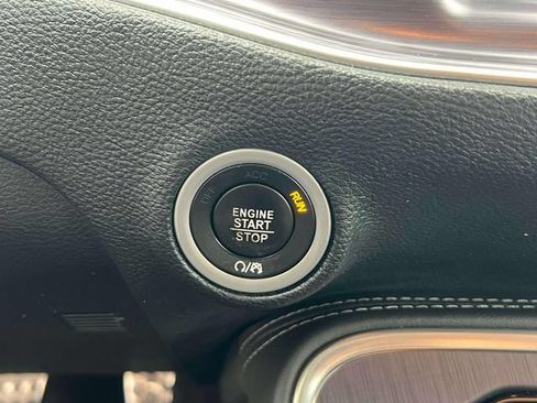 Used 2018 Dodge Challenger SXT Plus RWD image 13