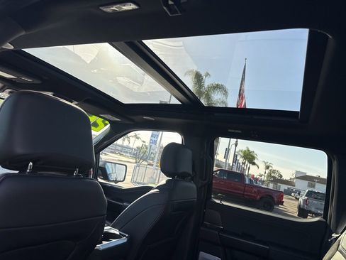 Used 2025 Ford F150 Raptor image 12