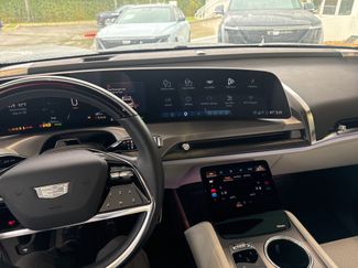 Used 2026 Cadillac Vistiq Luxury video 2