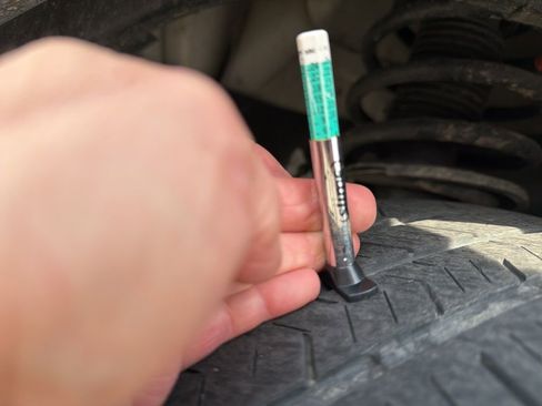 Used 2016 Chevrolet Traverse LT w/ Style and Technology Package image 13