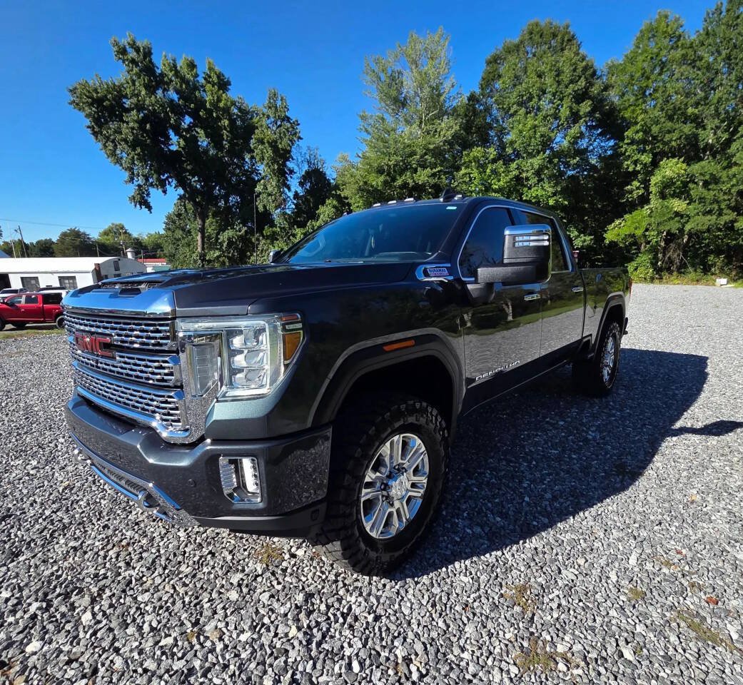 Used 2021 GMC Sierra 3500 Denali w/ Denali Ultimate Package AWD/4WD image 3