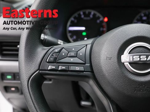 Used 2025 Nissan Sentra S FWD image 15