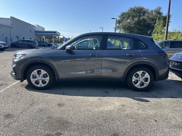 Used 2025 Honda HR-V LX image 2