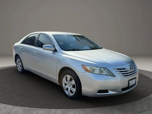 Used 2007 Toyota Camry LE image 4