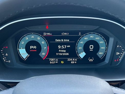 Certified 2024 Audi Q3 2.0T Premium Plus w/ Premium Plus Package AWD/4WD image 23