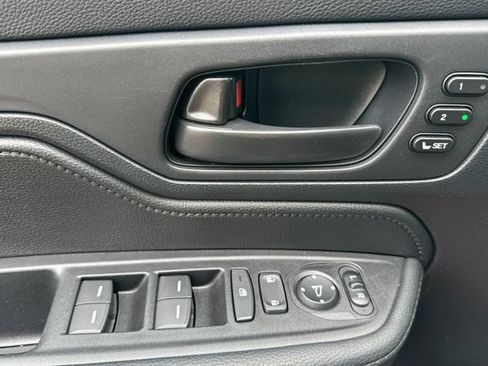 Certified 2023 Honda Odyssey Sport image 12