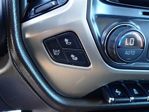 Used 2015 GMC Sierra 2500 Denali w/ Duramax Plus Package image 17