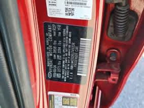 Used 2024 Hyundai Elantra SEL FWD image 38