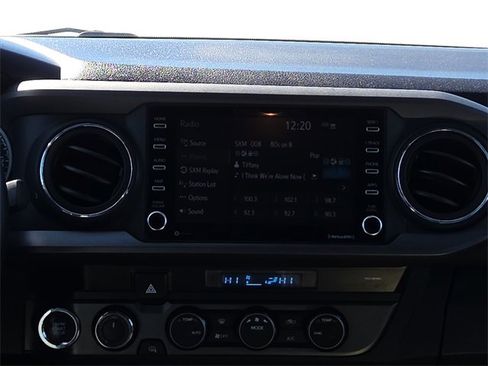 Used 2023 Toyota Tacoma TRD Off-Road image 12