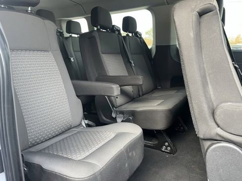 Used 2023 Ford Transit 350 XLT image 13