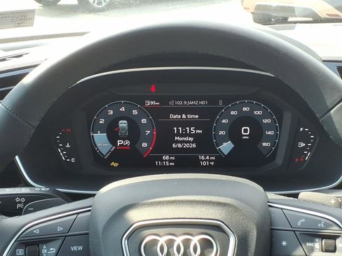 Used 2025 Audi Q3 2.0T Premium w/ Convenience Package AWD/4WD image 13