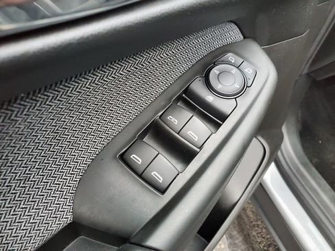 Used 2025 Chevrolet TrailBlazer LT w/ LT Cold Weather Package image 19