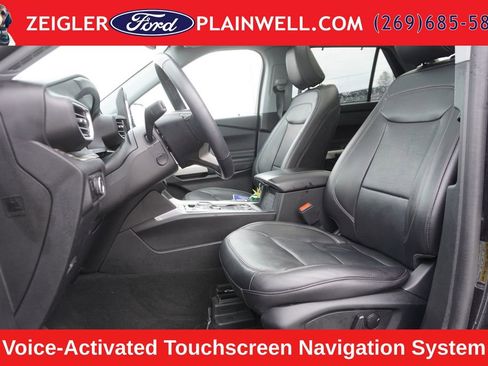 Used 2023 Ford Explorer Limited w/ Limited Technology Package AWD/4WD image 22