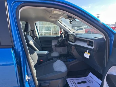 Certified 2025 Ford Maverick XLT w/ XLT Luxury Package image 8