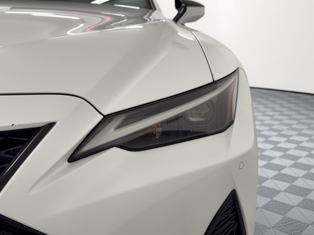 Used 2022 Lexus IS 350 F Sport w/ Navigation Package RWD image 12