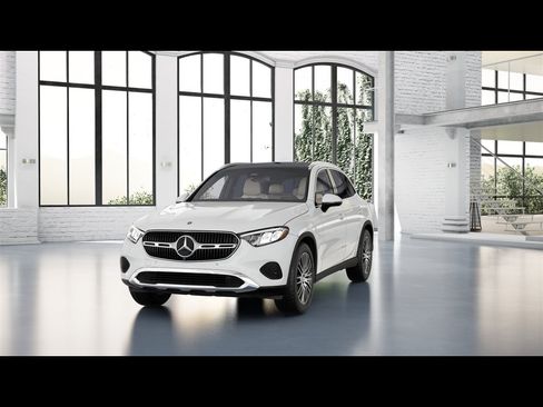 Certified 2026 Mercedes-Benz GLC 300 4MATIC image 36