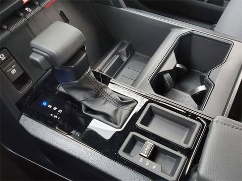 New 2026 Toyota Tundra SR image 32