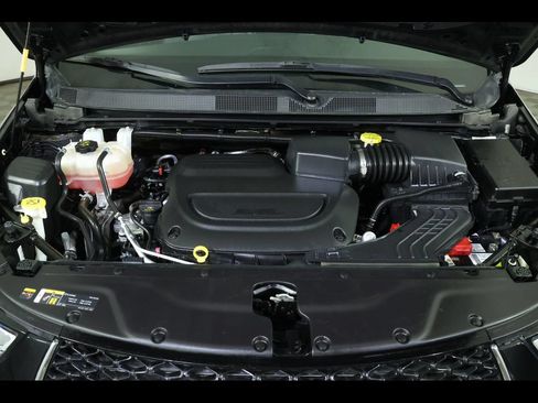 Used 2025 Chrysler Pacifica Select FWD image 20