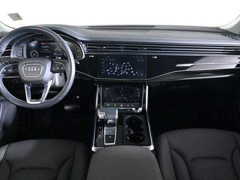 Used 2025 Audi Q8 Premium w/ Convenience Package AWD/4WD image 9