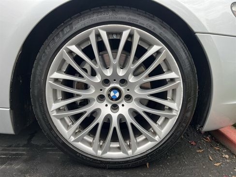 Used 2007 BMW 750i image 12